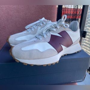 New Balance 327 Shoes WS327KA - Women’s Size 9.5 -Used